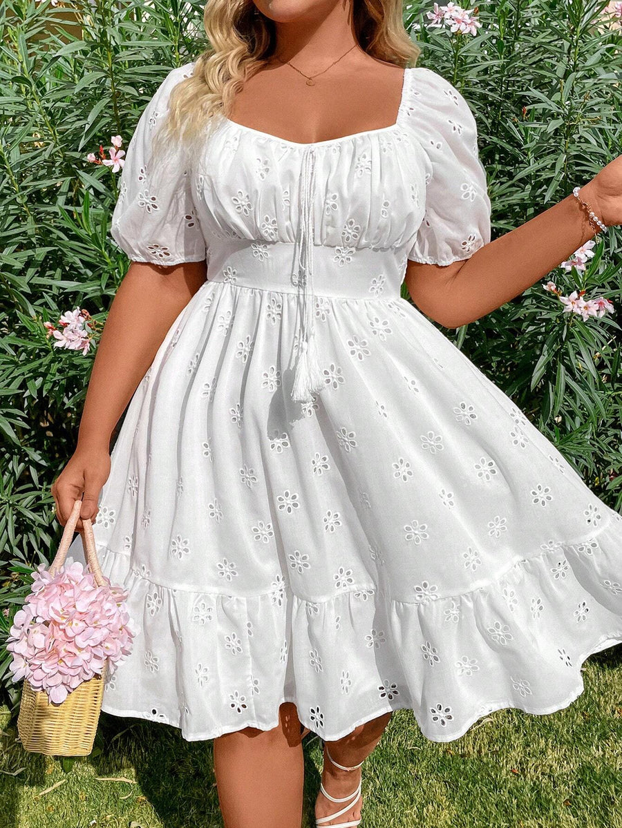 WYWH plus Size Elegant Pleated Chest Cutout Embroidered Dress